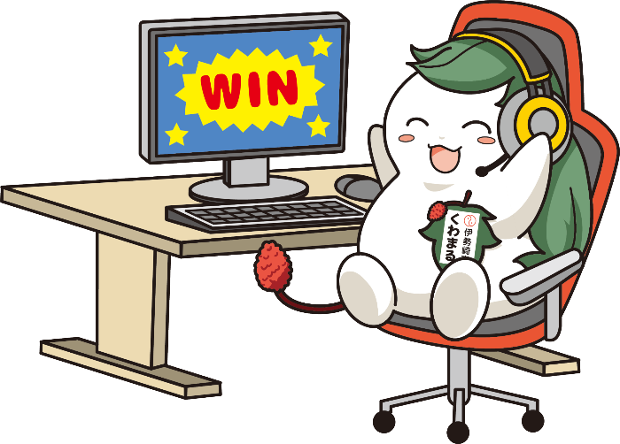 パソコンでeスポーツのゲームをプレイし勝利したくわまるが椅子に座った状態で喜んでいるデザイン