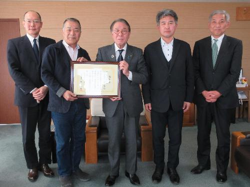 寄附金感謝状贈呈式の様子