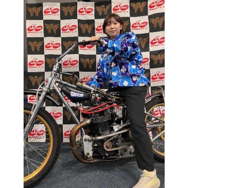 オートレースの競走車の写真