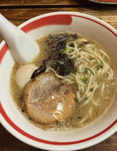 豚骨味玉中太麺【光☆MENJI】(波志江町)