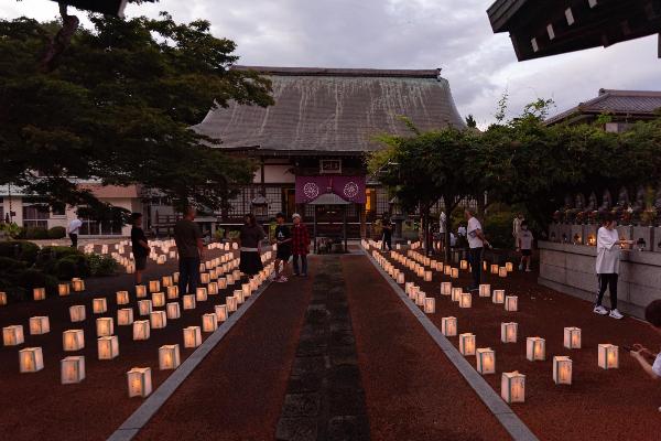 長安寺の千灯籠の画像
