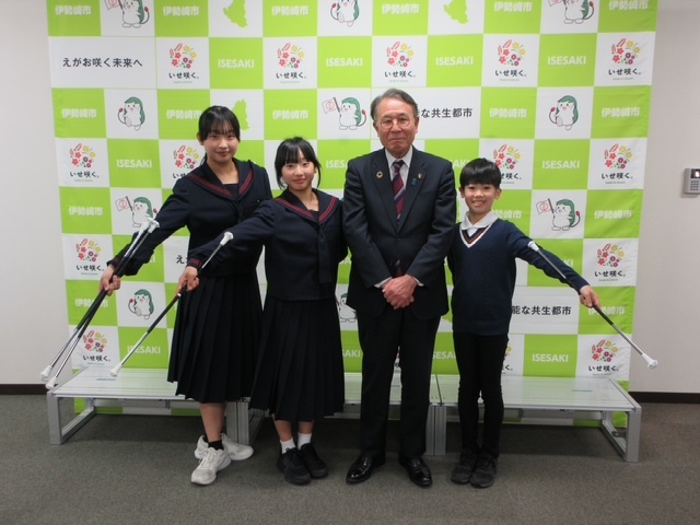 0427バトントワーリング 表敬訪問