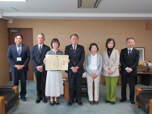 0427しろつめ草の会 表敬訪問