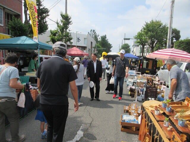 軽トラ朝市