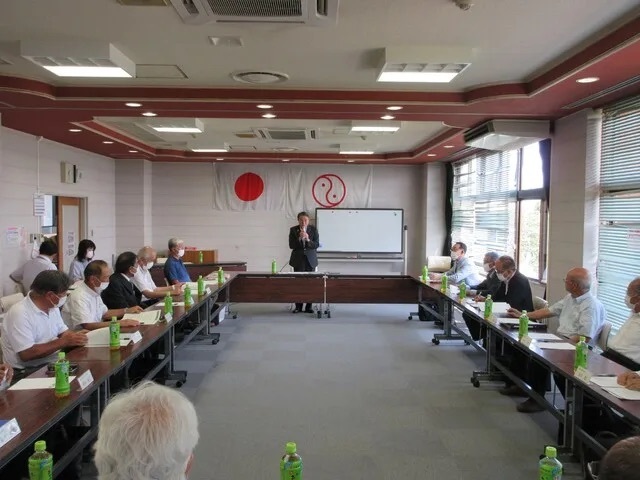赤堀地区区長会懇談会の様子