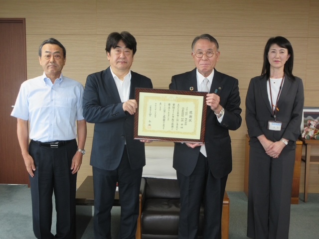 0804プロファ設計寄附感謝状贈呈式