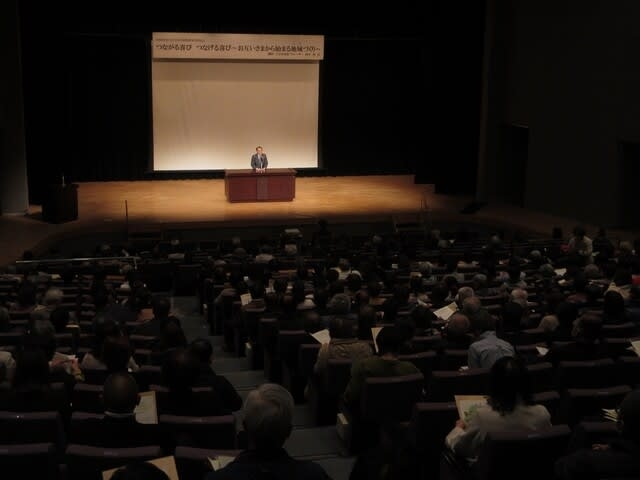 生活支援体制整備事業講演会の様子