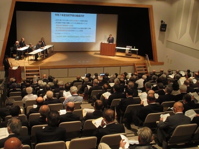 令和7年度重点政策の概要説明会の様子