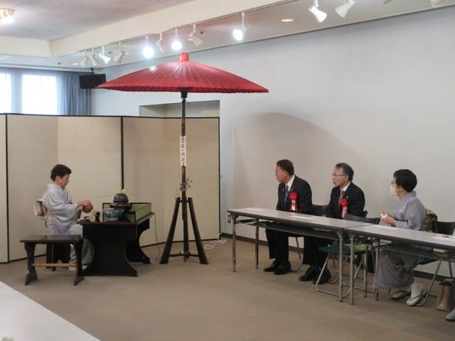 伊勢崎市茶道会第52回大茶会の様子