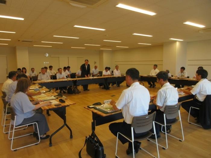 伊勢崎地区官公庁連絡協議会赤石会定例会の様子