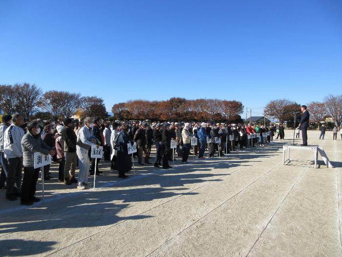 豊受地区自主防災訓練での挨拶の様子