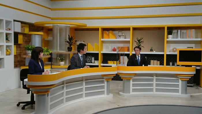 群馬テレビ「ニュースeye8」に生出演した際の様子