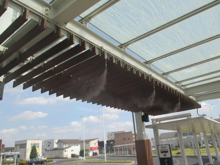 伊勢崎駅前ミスト視察の様子