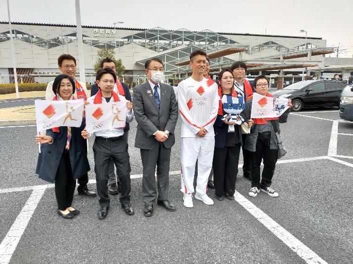 東京2020オリンピック聖火リレーの様子