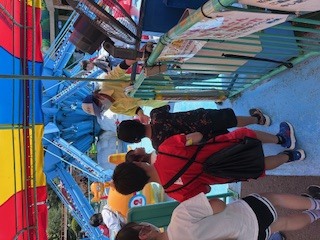 遊園地での様子