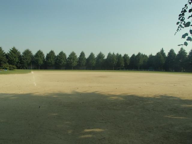 三室西公園運動場の写真