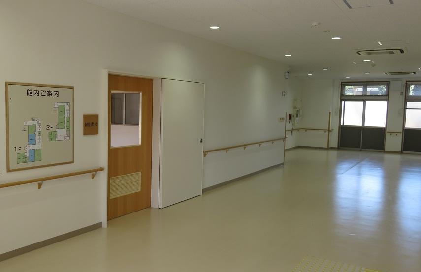 障害者基幹相談支援センター入口の様子を撮影した写真