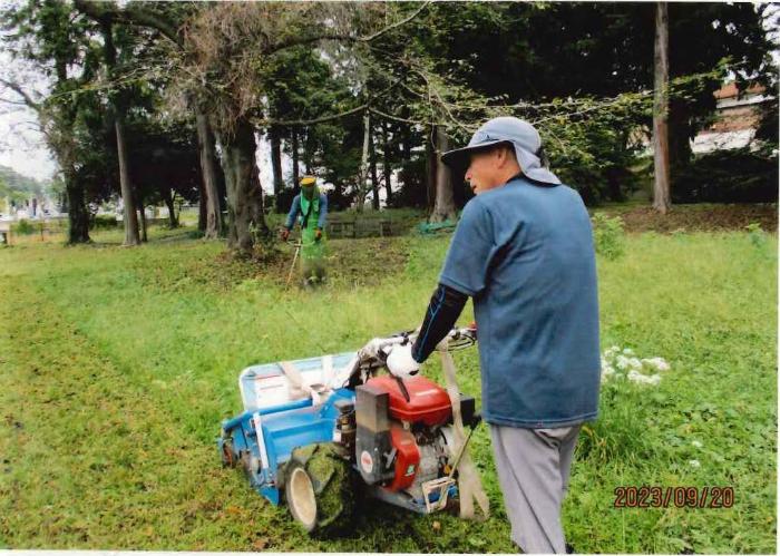 赤堀いこいの森公園愛護会の活動の様子