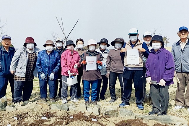 島村蚕のふるさと公園愛護会の皆さま