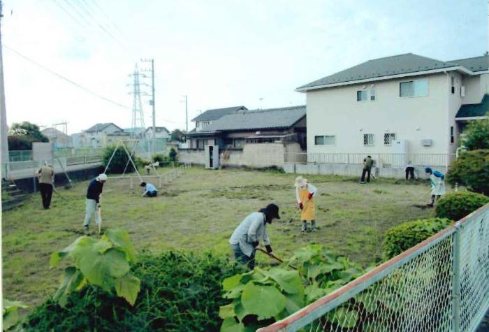 鹿島児童遊園愛護会の活動の様子