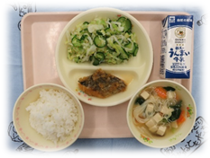 上記で説明した日本の郷土料理~兵庫県~が盛り付けられた給食写真