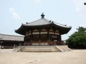 法隆寺夢殿の写真