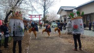 国定赤城神社奉納獅子舞の写真