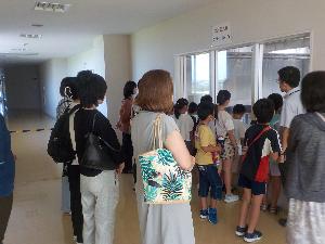 工場見学の様子