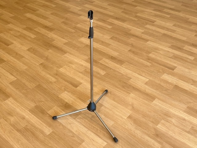 成人健診室マイクスタンド