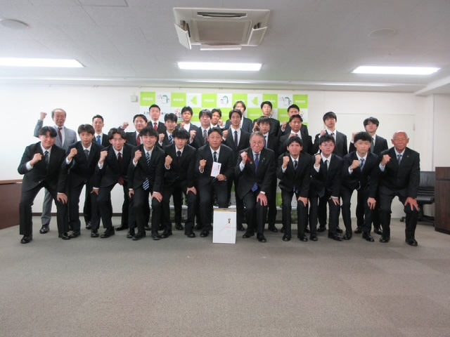 1005群馬自動車大学校サッカー部