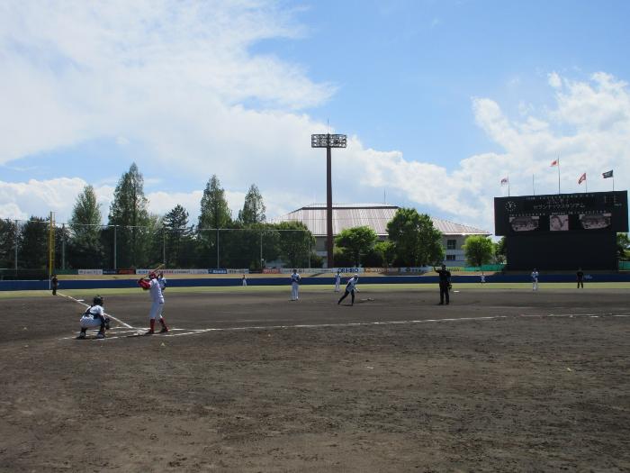 伊勢崎市民サンクスデー始球式の様子