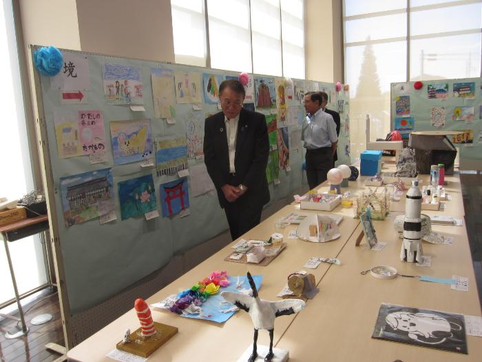 伊勢崎ユネスコ子ども作品展の様子