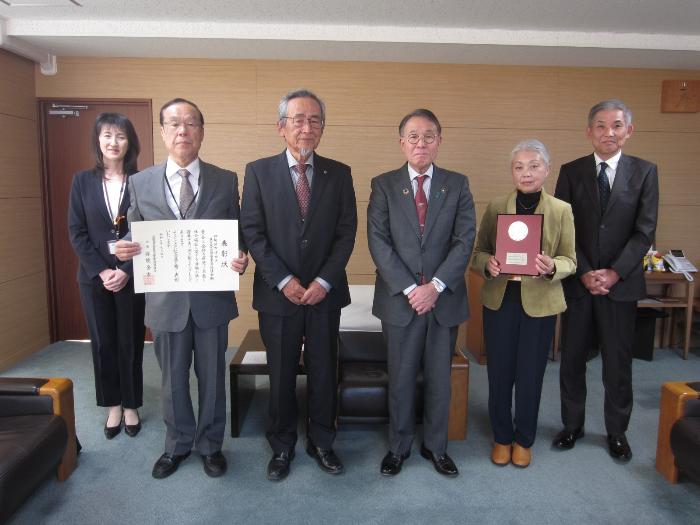 境地区民生委員児童委員協議会会長及び副会長による表敬訪問の様子