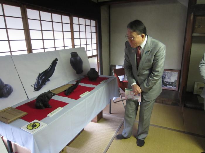 森村酉三の作品展示での様子