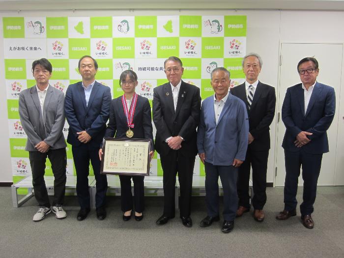 株式会社田村建設の石原麗菜様市長表敬訪問の際の様子