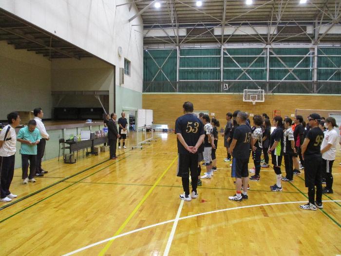 市民総合スポーツ大会市長杯争奪インディアカ大会開会式の様子