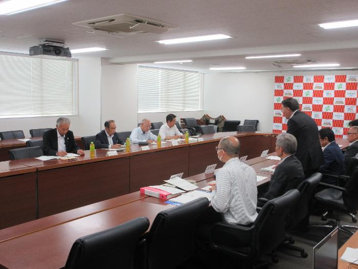 総合計画に係る関係団体等ヒアリング(佐波伊勢崎農業協同組合)の様子