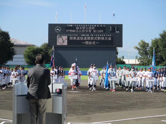 関東選抜還暦・古希軟式野球大会の様子