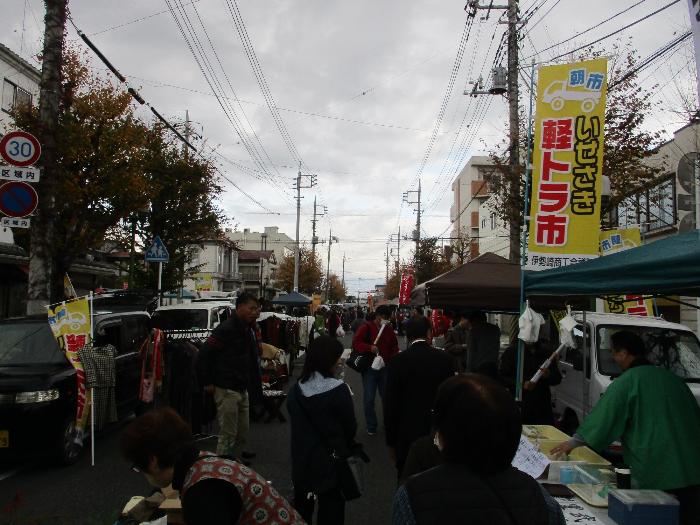 軽トラ朝市の様子