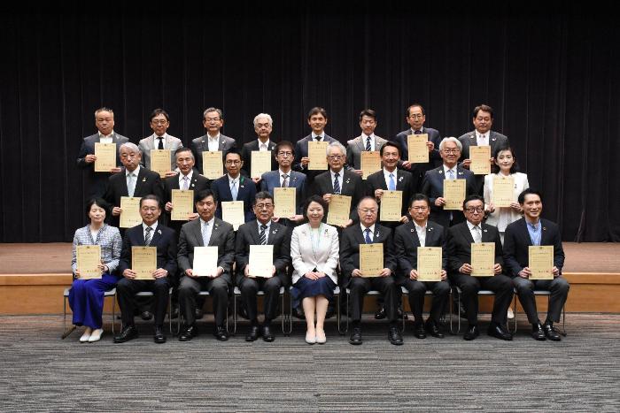 SDGs未来都市授与式(集合写真)