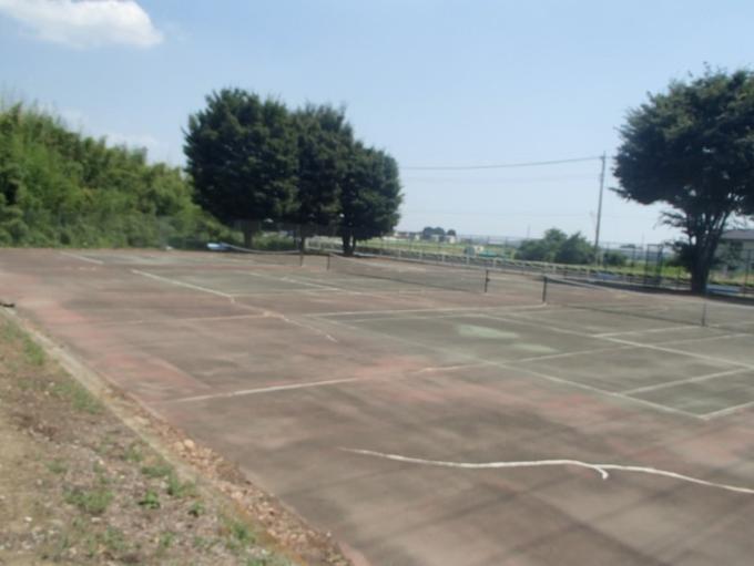 赤堀西部スポーツ公園テニス場の写真