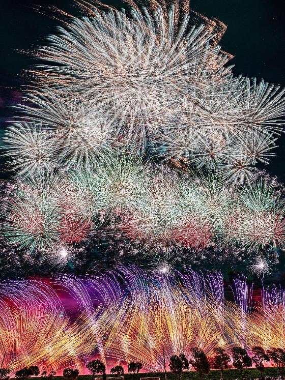 いせさき花火大会の打ち上げ花火
