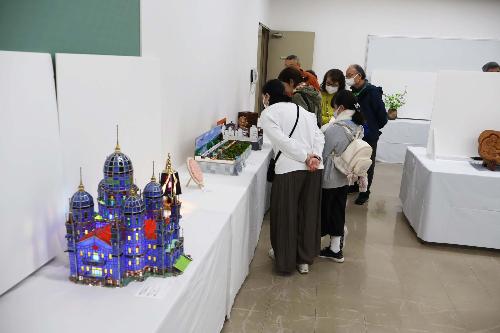 彫刻工芸の展示