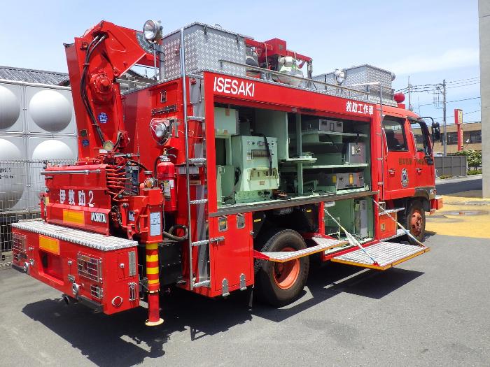 日野 救助工作車