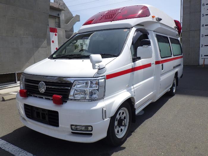 日産 救急自動車