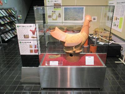 企画展赤堀茶臼山古墳で初公開の鶏形埴輪です。