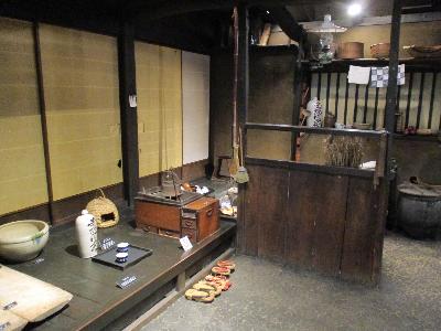 昭和初期の復元民家のアガリハナです。