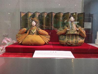 展示する江戸時代後期の享保雛です。