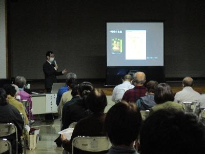 歴史文化講座第3回目の東京国立博物館河野さんの講演の様子です。